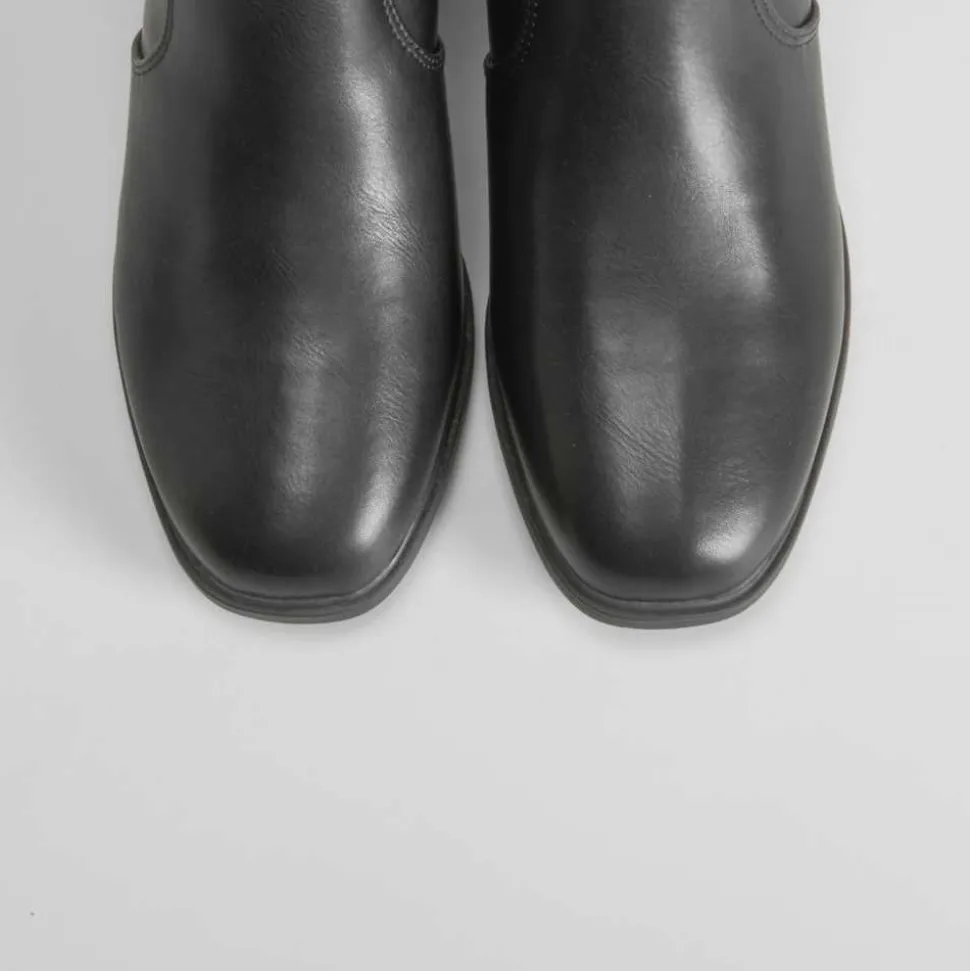 Botín tacón medio negro COMFEET