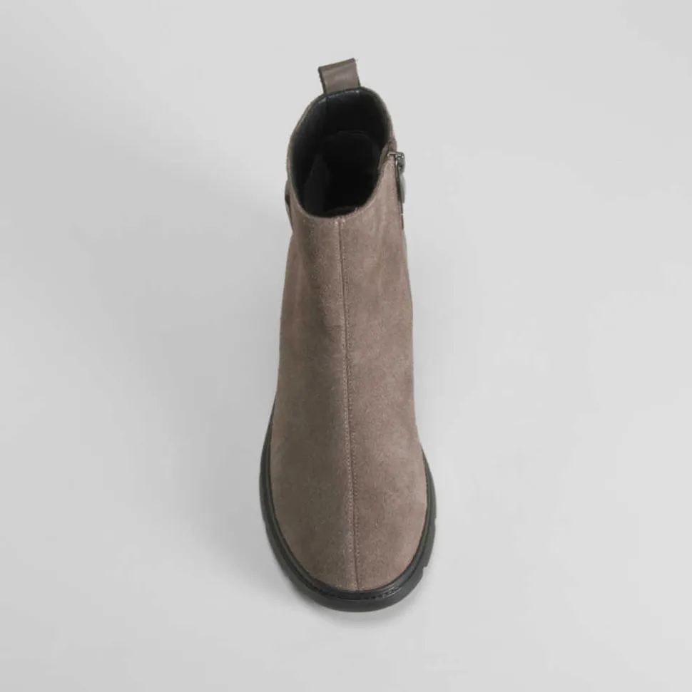 Botín tacón piel beige oscuro COMFEET