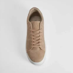 Deportiva casual marrón NYC