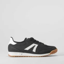 Deportiva retro negro SEVEN FIVE
