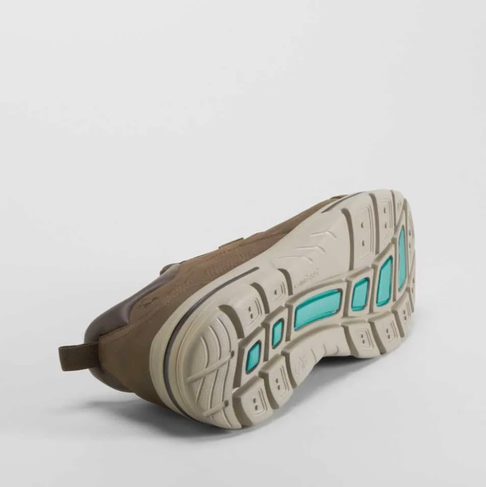 Deportiva slip on helium marrón COMFEET