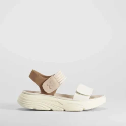 Sandalia cuña tiras perfos beige XTI