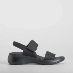 Sandalia deportiva cuña negra UTWO