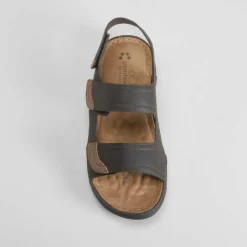 Sandalia triple velcro marrón COMFEET