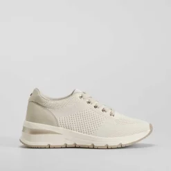 Sneaker cuña beige COMFEET
