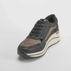 Sneaker cuña elástico negro COMFEET