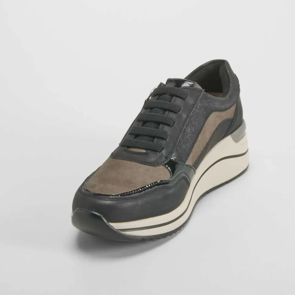 Sneaker cuña elástico negro COMFEET