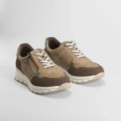 Sneaker marrón COMFEET