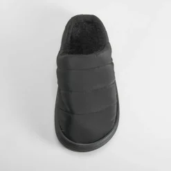 Zapatilla casa acolchada negra OLYNE