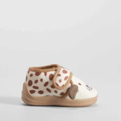 Zapatilla casa cerrada velcro bebé dalmata OLYNE
